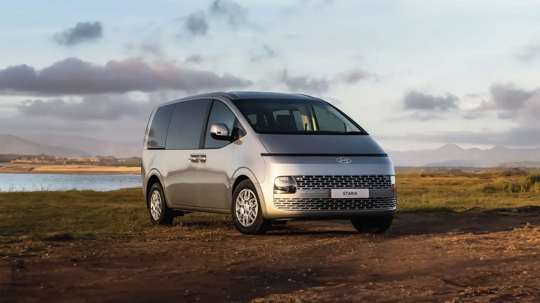 Hyundai Staria